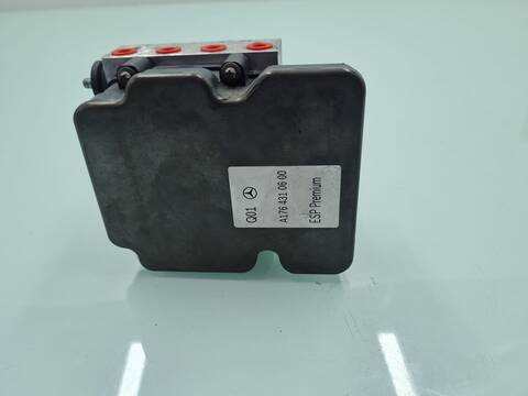 Foto 3ª: Abs Mercedes Clase A 140 A 45 AMG 4-MATIC 176.052) 381CV 280KW [133980] (2017)
