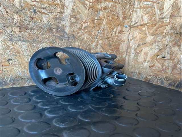 Bomba de Direccion Land Rover Discovery V6 TD SE 190CV