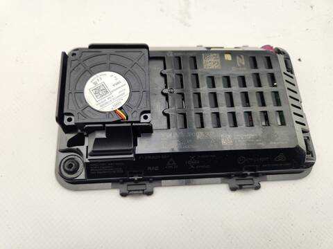 Foto 3ª: Centralita Motor ECU Volkswagen Passat R-LINE 4 MOTION 193CV [DXNB] (2024)