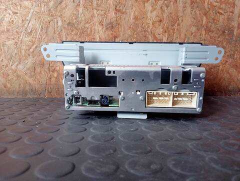 Foto 2ª: Sistema Audio Radio CD Hyundai i20 STYLE 1 TGDI CAT 120CV [G3LC] (2014)
