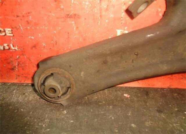 Brazo Suspension Delantero Derecho Nissan Qashqai 2.0DCI