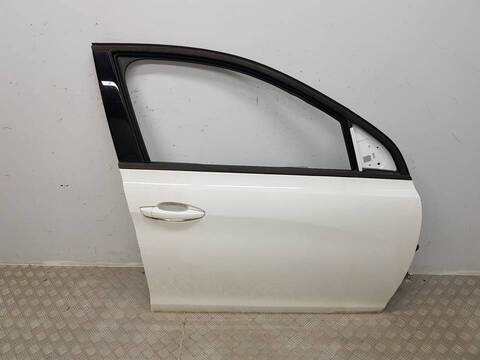 Foto 1ª: Puerta Delantera Derecha Peugeot 308 ACTIVE (2015)