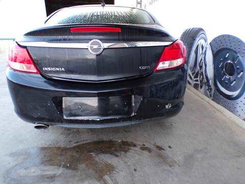 Paragolpes Trasero Opel Insignia A20DTH BERLINA