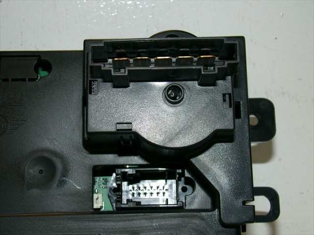 Foto 3ª: Mando Calefacción A. A. Mini Cooper 1.6 D R56,2006-2011 [9HZ] (2009)