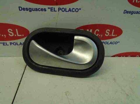 Maneta Interior Delantera Derecha Renault Scenic AUTHENTIQUE 82CV 60KW