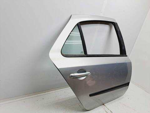 Foto 2ª: Puerta Trasera Derecha Renault Laguna AUTHENTIQUE 120CV 88KW [F9Q C7] (2002)