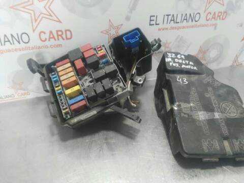 Foto 4ª: Caja Reles Fusibles Lancia Delta STEEL 105CV 77KW [944A3000] (2011)