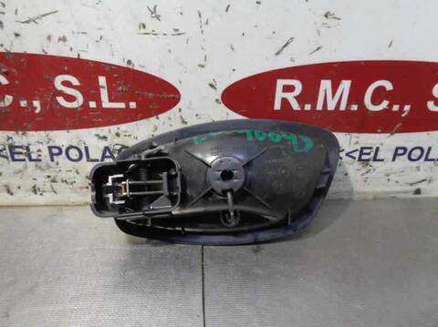 Foto 3ª: Maneta Interior Trasera Derecha Renault Fluence LIMITED 110CV 81KW [K9K J8] (2011)
