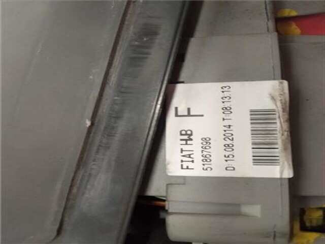 Foto 3ª: Caja Reles Fusibles Opel Combo 1.3 16V CDTI (90 CV) [263A2000]