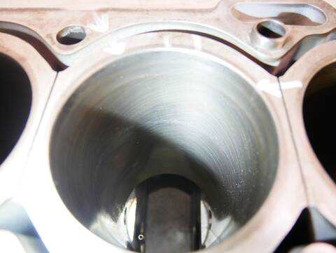 Foto 2ª: Bloque Motor Volvo S60 163 CV 120KW [D5244T5] (2009)