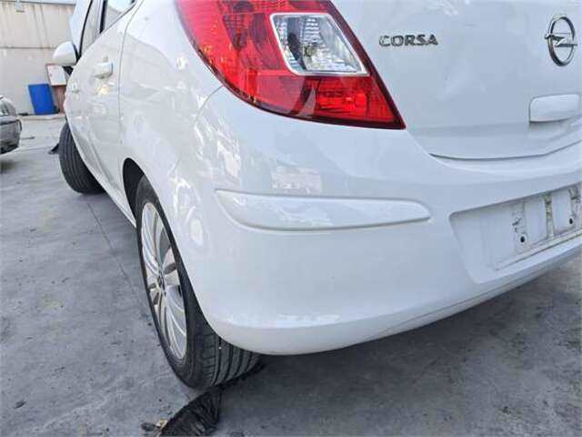Foto 3ª: Paragolpes Trasero Opel Corsa 1.4 [A 14 XER]