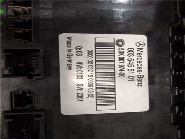 Foto 3ª: Caja Reles Fusibles Mercedes Clase C 220 2.2 CDI 143CV [611962]