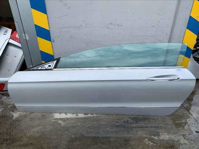 Puerta Delantera Izquierda Mercedes Clase E 180 250 CDI COUPE