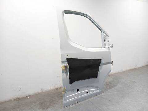 Foto 2ª: Puerta Delantera Derecha Renault Master 2.3 DCI 180 FWD FV04) 179CV 132KW FURGONETA