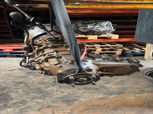 Foto 2ª: Caja Cambios Nissan Patrol 2.8 DIESEL [RD28] (1999)