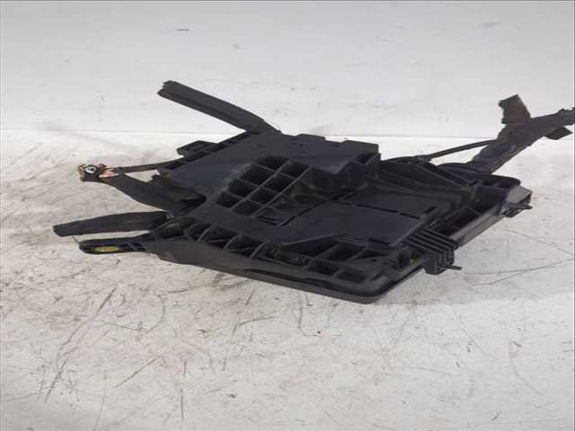 Foto 2ª: Caja Reles Fusibles Kia Ceed 1.6 CRDI HATCHBACK ED) [D4FB] (2007)