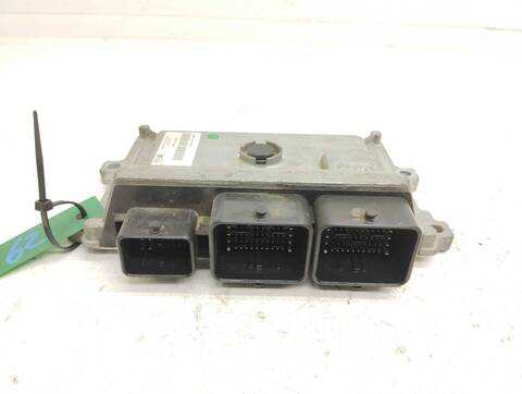 Centralita Motor ECU Peugeot 208 STYLE 82CV 60KW