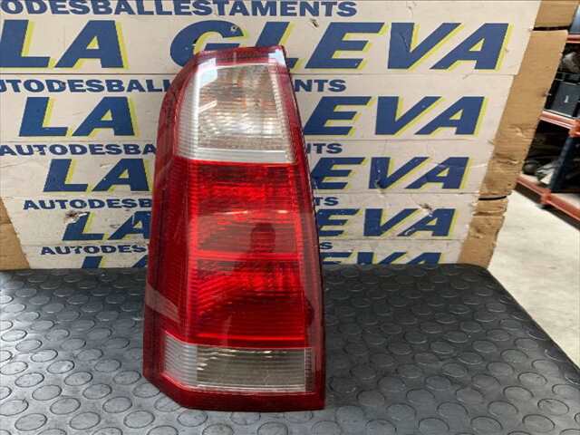 Piloto Trasero Izquierdo Opel Meriva 1.700 CDTI100CV/74KW