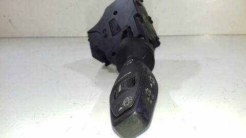 Foto 2ª: Mando Multifuncion Ford Fiesta TREND 68CV 50KW [F6JD] (2009)