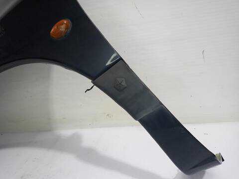 Foto 3ª: Aleta Delantera Izquierda Chrysler Voyager 2.5 TD FAMILY 116CV [425CLIRSX] (1995)