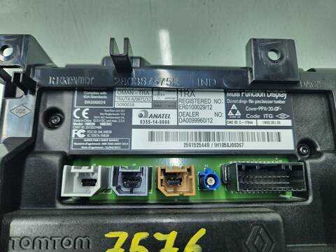 Foto 3ª: Pantalla Multifuncion Renault Captur 1.2 TCE 120 118CV 87KW [H5F 412] (2018)