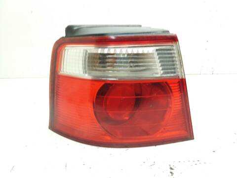 Foto 1ª: Piloto Trasero Izquierdo Kia Carens 105CV 77KW [R03S] (2005)