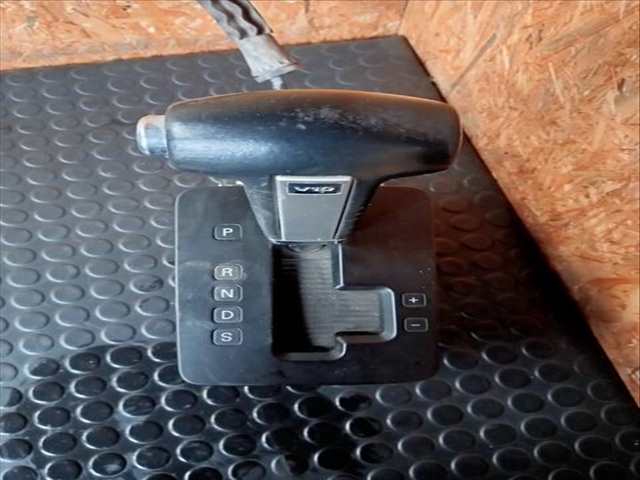 Foto 3ª: Palanca de Cambio Volkswagen Touareg TDI V10 313CV (2006)