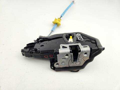 Foto 1ª: Cerradura Puerta Delantera Derecha Bmw Serie 3 315 330D XDRIVE SPORT LINE 4P) BERLINA 265CV [B57D30A] (2022)