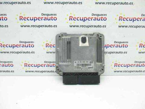 Centralita Motor ECU Opel Insignia BERLINA