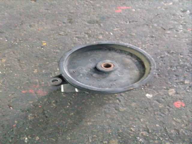 Foto 2ª: Bomba de Direccion Mercedes Clase E 180 BERLINA