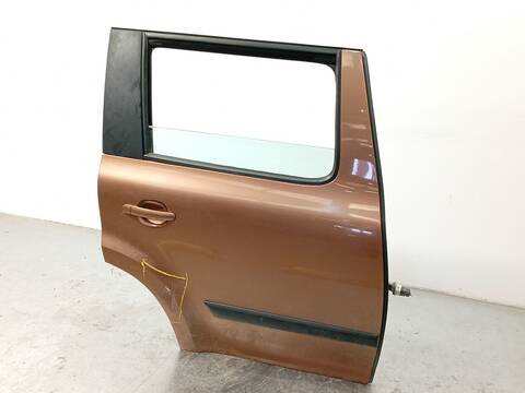 Foto 3ª: Puerta Trasera Derecha Skoda Yeti 1.4 TSI 122CV 90KW [CAXA] (2014)