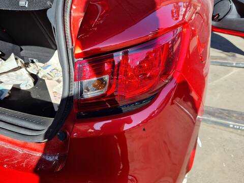 Foto 3ª: Piloto Trasero Derecho Renault Clio BUSINESS 90CV 66KW [K9KC6] (2015)