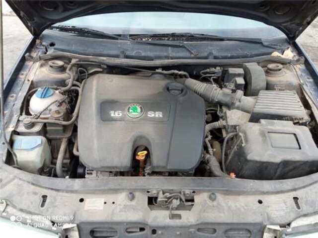 Foto 3ª: Piloto Trasero Derecho Skoda Octavia 1.6 AMBIENTE [1.6 LTR. - 75 KW] [AVU]