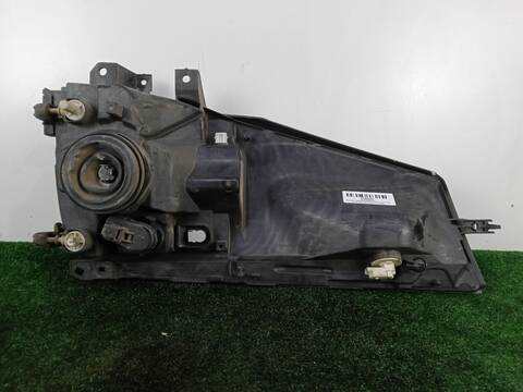 Foto 2ª: Faro Derecho Nissan Cabstar 28.11 DCI 32.11 DCI 35.11 DCI 2.5 F24M) 110CV 81KW [YD25 EURO 4] (2008)