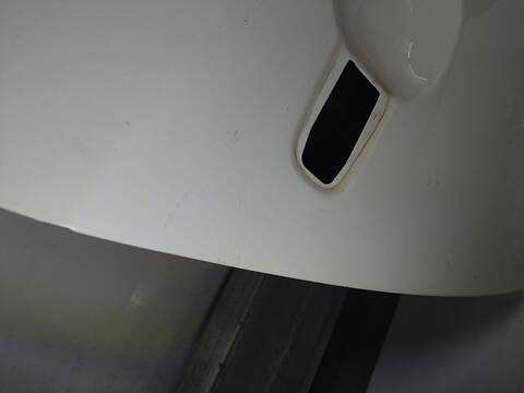 Foto 3ª: Puerta Trasera Derecha Mitsubishi L200 181 CV 133KW [4N15] (2018)