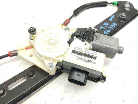 Foto 4ª: Elevalunas Manual Trasero Derecho Bmw X3 2.0D 150CV 110KW [M47/T2] (2006)