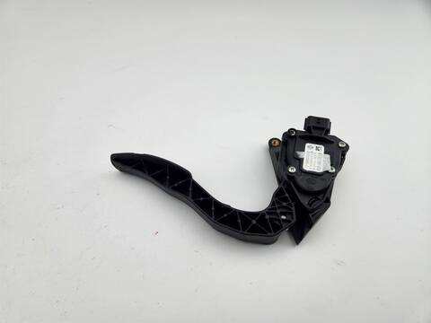 Foto 3ª: Pedal Acelerador Renault Scenic GRAND ZEN 132CV 97KW IV [H5F408] (2017)