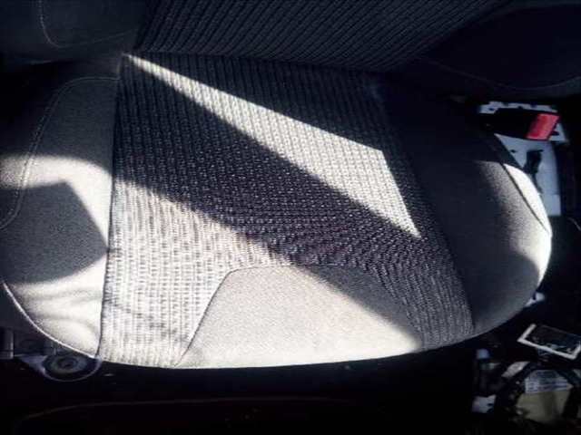 Foto 2ª: Asiento Delantero Derecho Ford Focus TITANIUM 125CV 92KW [M1DA] (2012)