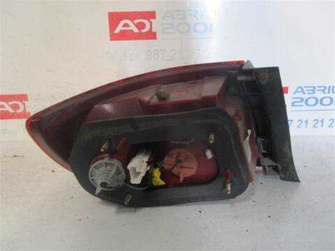 Foto 2ª: Piloto Trasero Derecho Hyundai Elantra 2.0 CRDI 113CV 83KW [D4EA] (2005)
