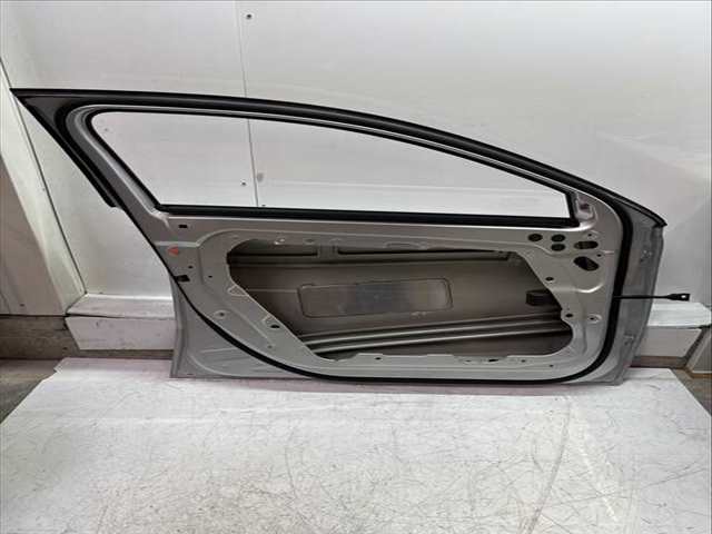 Puerta Delantera Izquierda Mercedes Clase A 140 85 KW 116 CV 116 CV