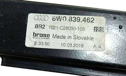Foto 3ª: Elevalunas Manual Trasero Derecho Audi A4 3.0 V6 24V TDI 272CV [CRTC] (2015)