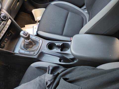 Consola Central Hyundai Kona D4FE