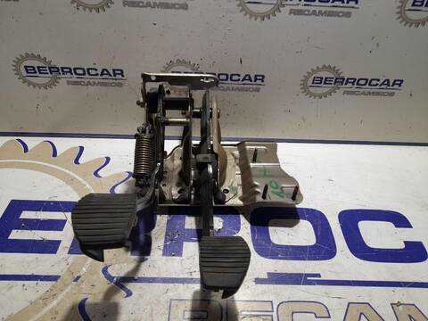 Pedal Embrague Peugeot 207 1.4 16V VTI CAT 8FS - EP3) 95CV