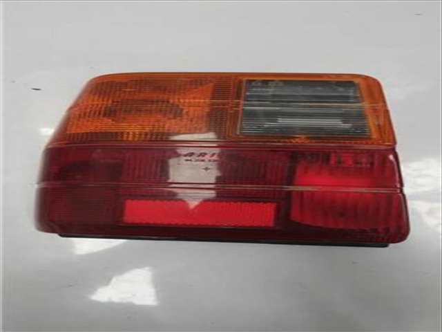 Foto 1ª: Piloto Trasero Izquierdo Fiat Uno VERSION INDEFINIDA
