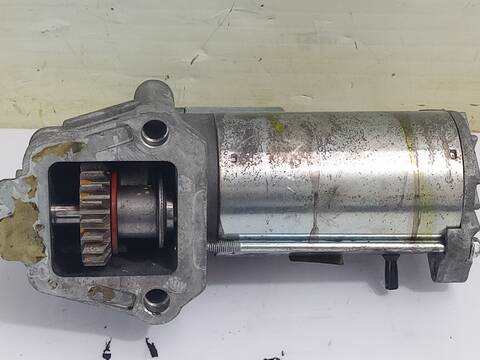 Foto 3ª: Motor de Arranque Ford Mondeo GHIA 06.2003 ) D) BERLINA 131CV 96KW [FMBA - N7BA] (2004)