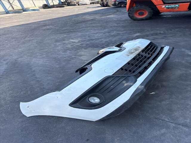 Foto 2ª: Paragolpes Delantero Renault Megane 1.5 DCI 106-110CV COUPE BERLINA III COUPE DZ) DESDE 11/2008 / BERLINA BZ D [K9K 836] (2014)