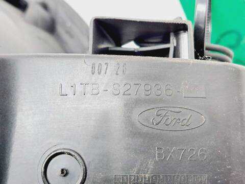 Foto 2ª: Tapa Exterior Combustible Ford Puma HYBRID ST-LINE 125CV 92KW [B7JB] (2020)