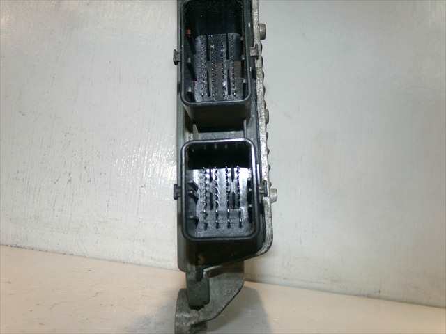 Foto 3ª: Centralita Motor ECU Ford Fiesta 1.4 TDCI 2002-2008 [F6JB] (2007)
