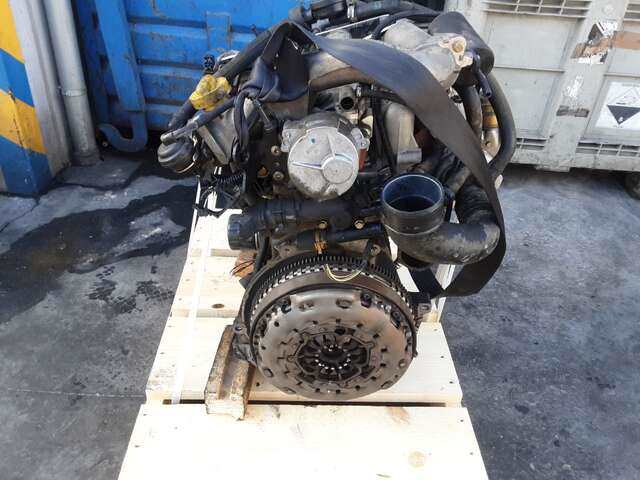 Foto 3ª: Motor Completo Renault Scenic 1.9 DCI 120CV JM0/1_) [F9Q 812] (2004)