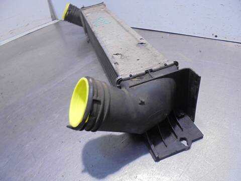 Foto 2ª: Intercooler Bmw Serie 1 114 2.0 16V BERLINA 143CV 105KW [N47D20C] (2010)